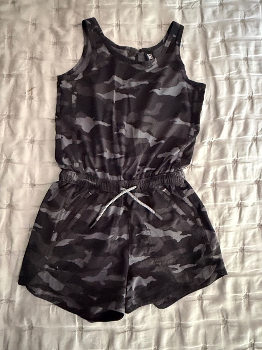 Athleta Girls' Black & Gray Camo Tank Romper 7yr